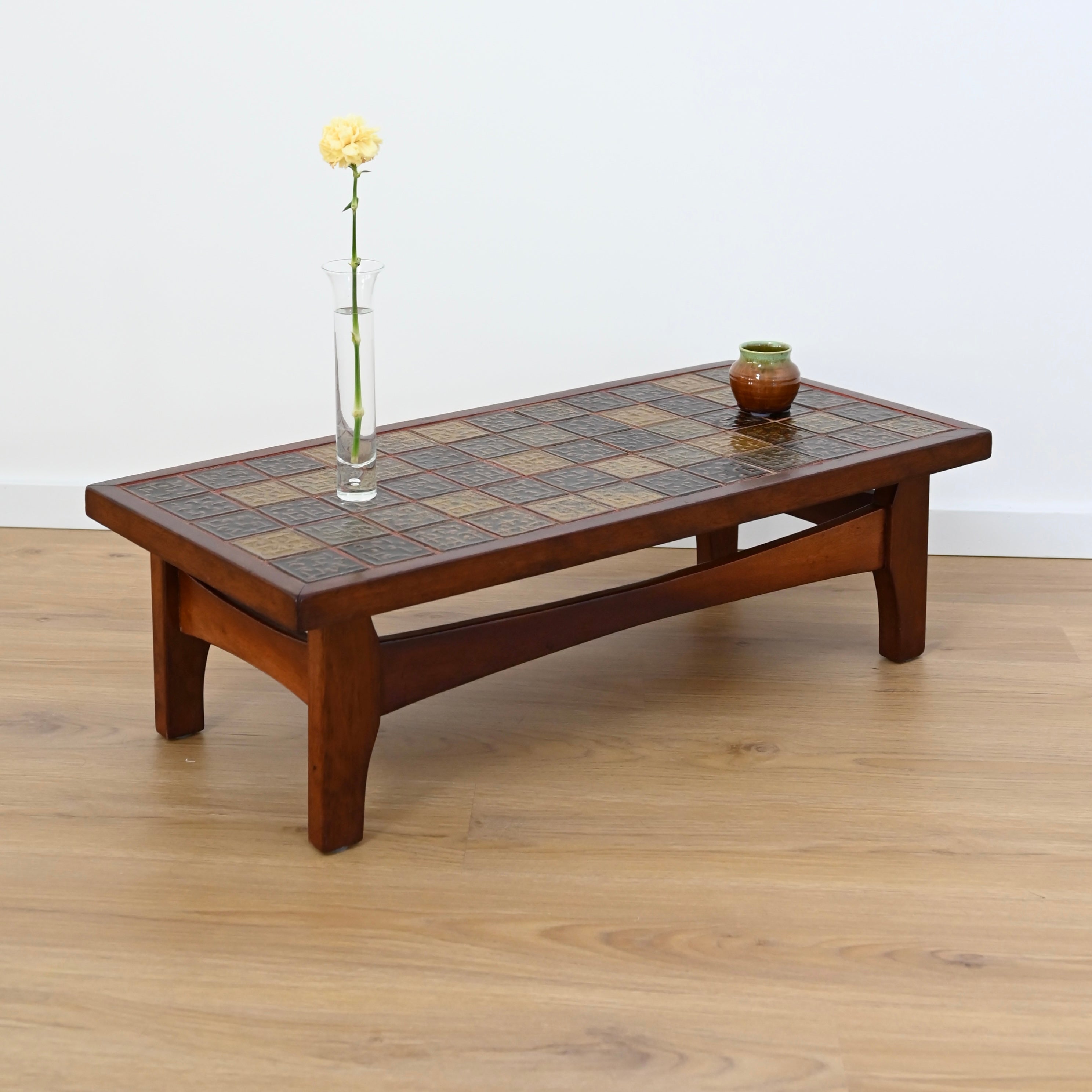 Mid Century Retro Tiled Coffee Table – retro bay