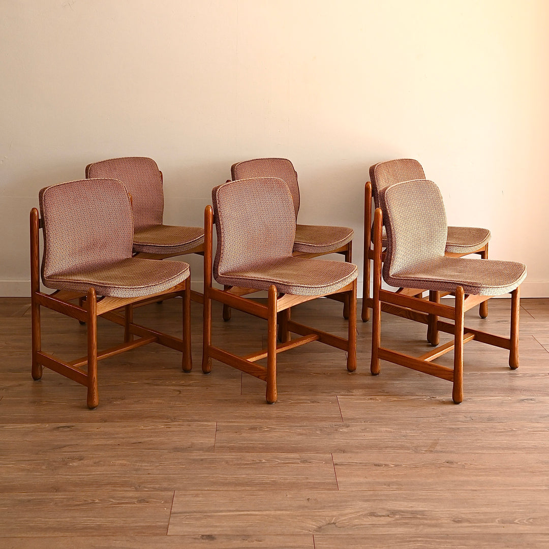Mid Century Vintage Oak Extendable Dining Table and Chairs