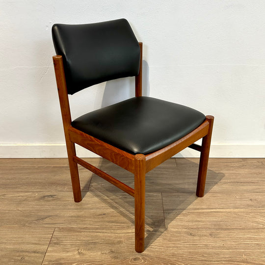 6x Mid Century Parker Teak and Leather Dining Chairs