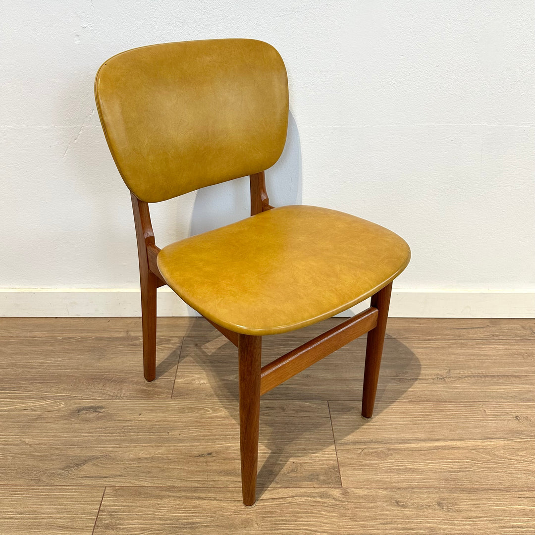 4x Mid Century Teak Mustard Vinyl Dining Chairs by Elite