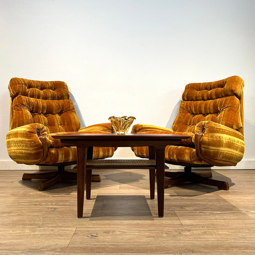 Retro 1960s Gold Velvet Armchairs