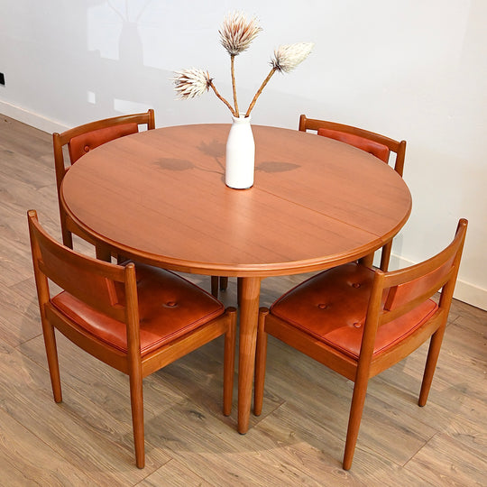 Mid Century Teak Round Extendable Dining Table by Chiswell (table only).