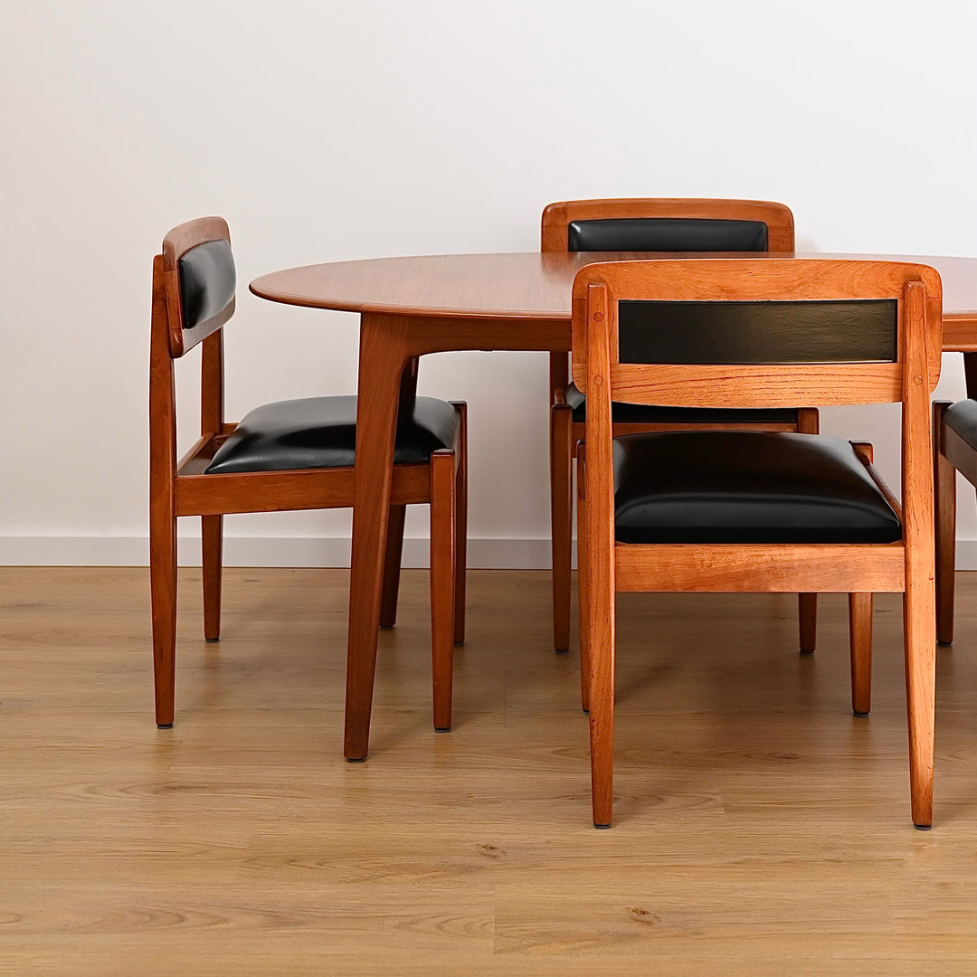 4x Mid Century Teak and Black Vinyl Dining Chairs by Wrightbilt