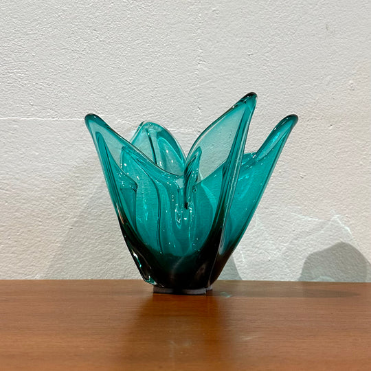 Mid Century Art Glass Vase Handkerchief Bowl