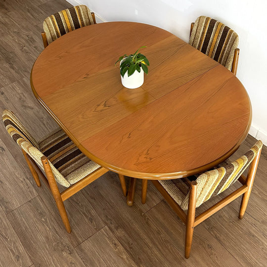 Mid Century Round Extendable Dining Table