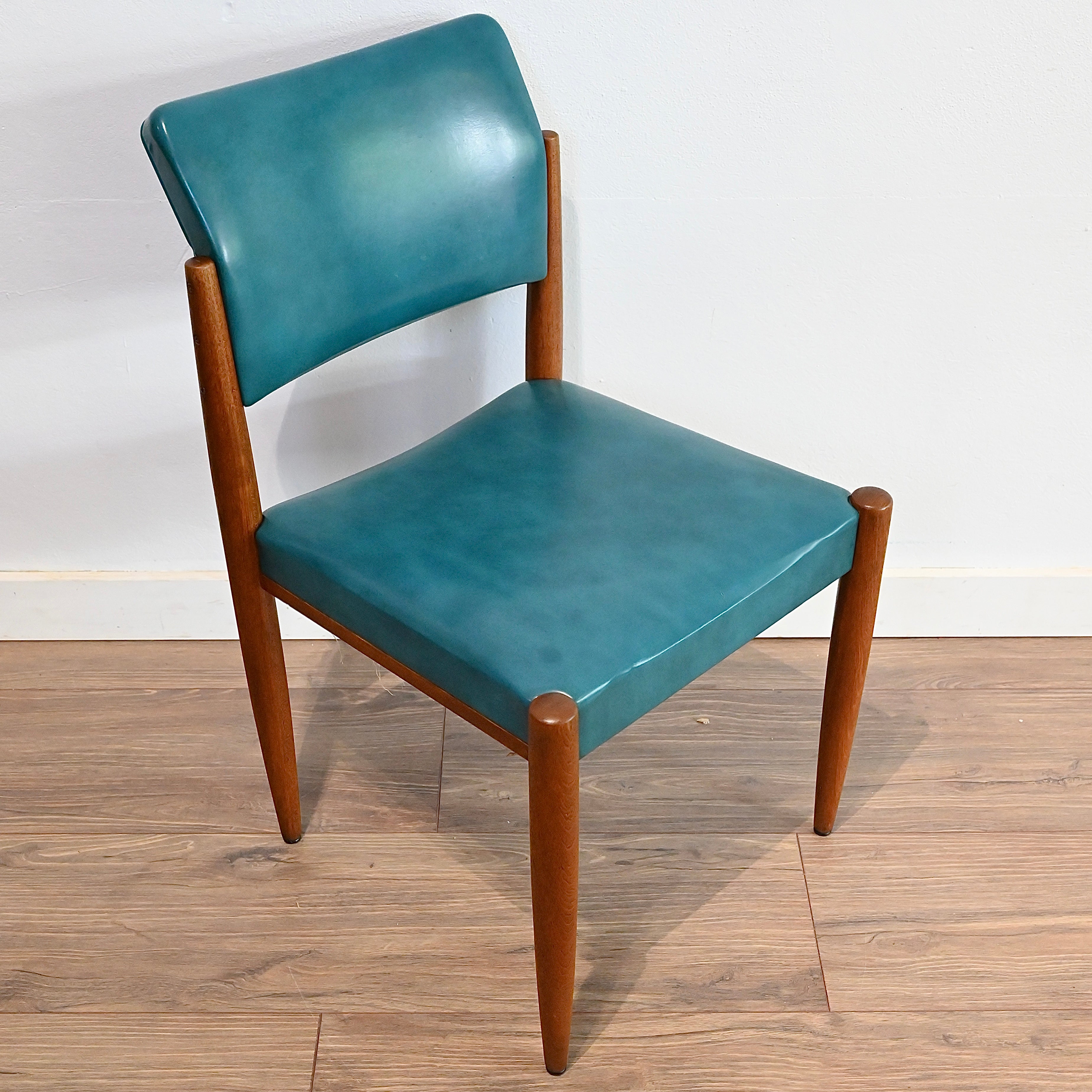 5x Mid Century Teak Teal Vinyl Dining Chairs by Chiswell