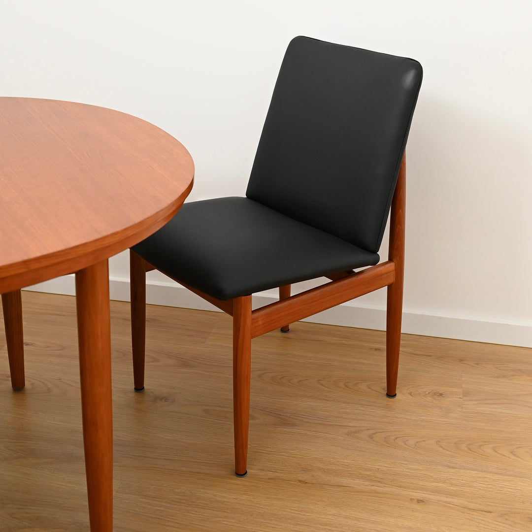 6x Parker Teak Mid Century 'Ballarat' Dining Chairs with Black Leather Upholstery