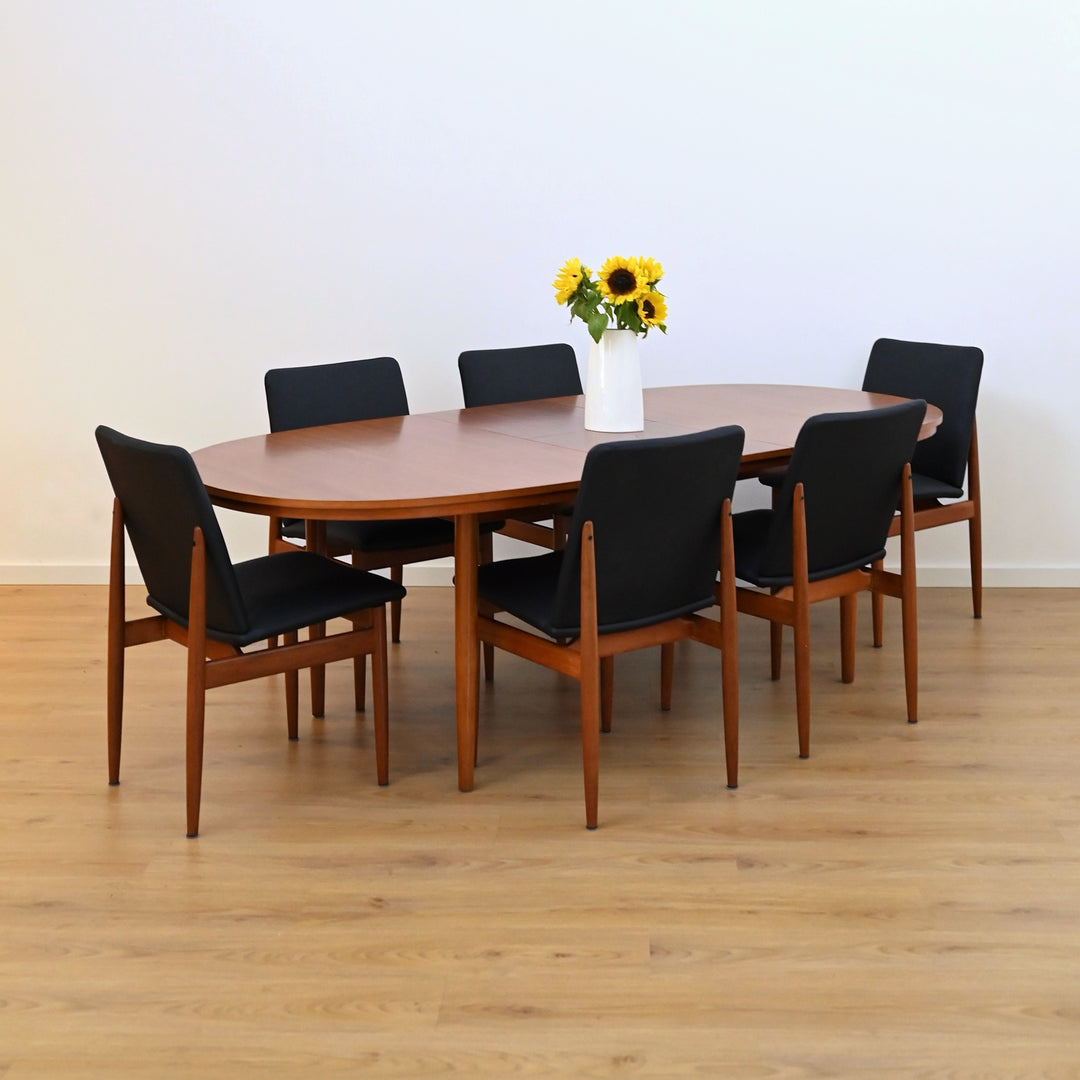 6x Parker Teak Mid Century 'Ballarat' Dining Chairs with Black Leather Upholstery