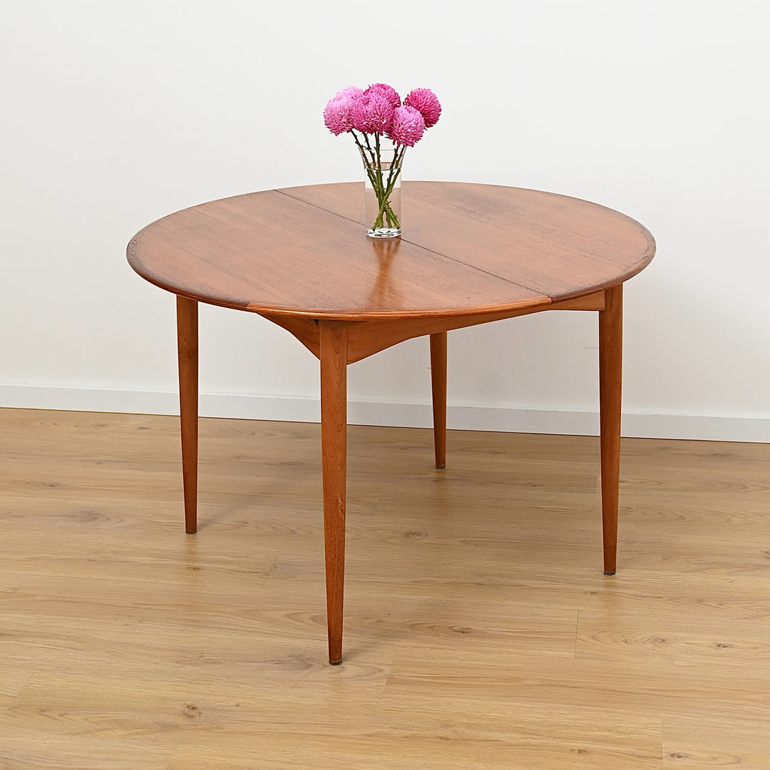 Parker Teak Round Extendable Dining Table