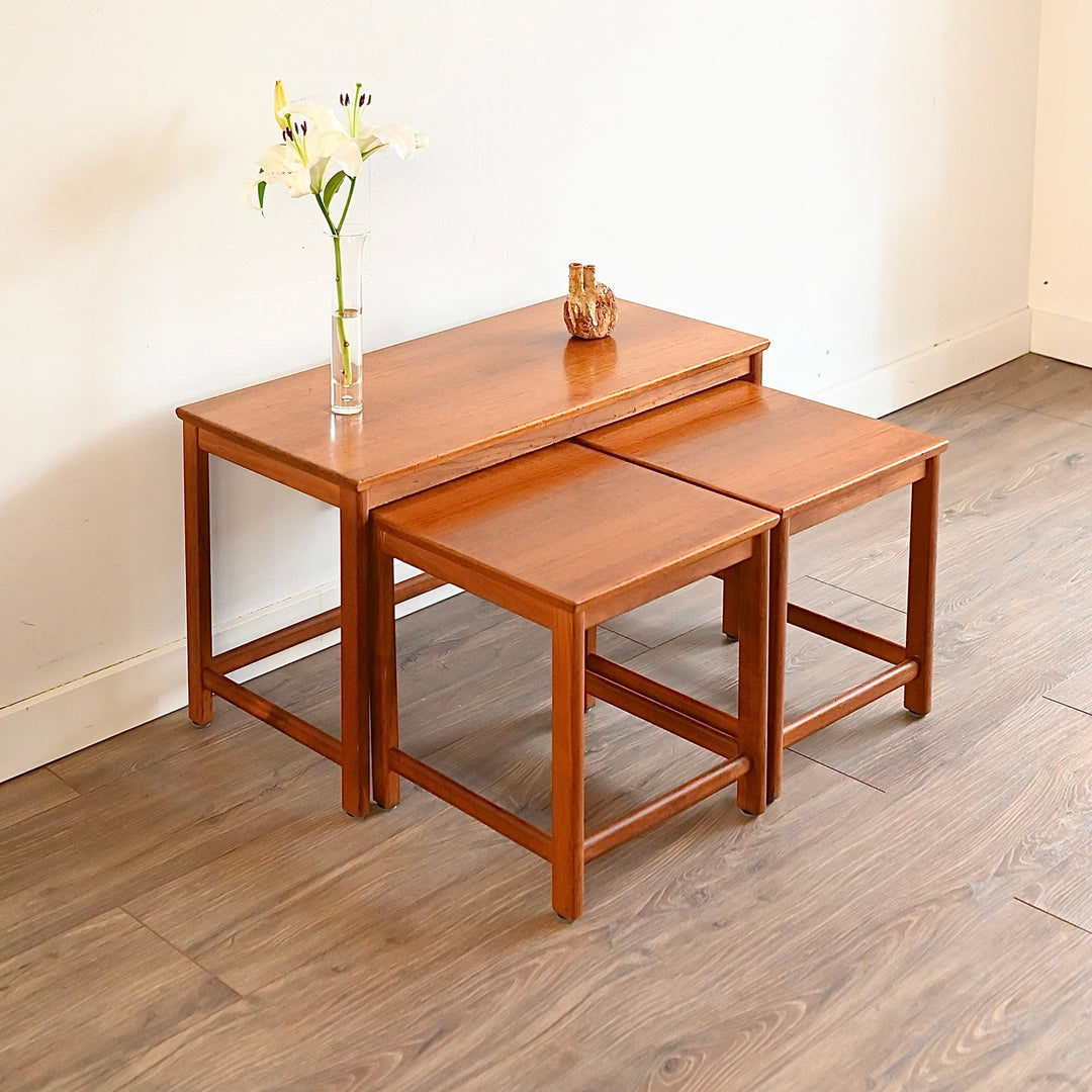 Parker Teak Nesting Table Trio Coffee Side Tables