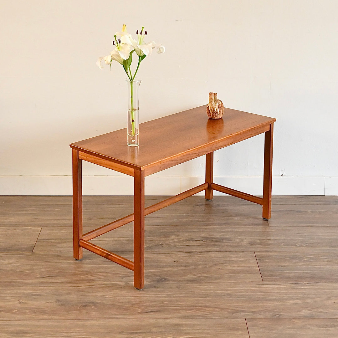 Parker Teak Nesting Table Trio Coffee Side Tables