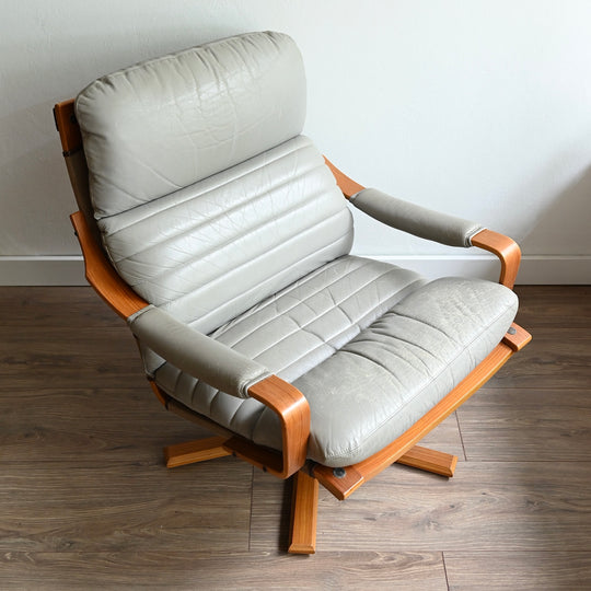 Mid Century Tessa T8 Leather Swivel Armchair