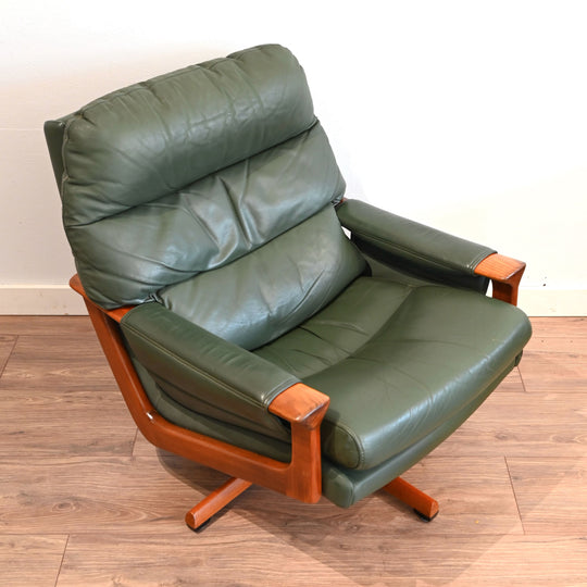 Mid Century Retro Tessa T21 Swivel Armchair and Ottoman