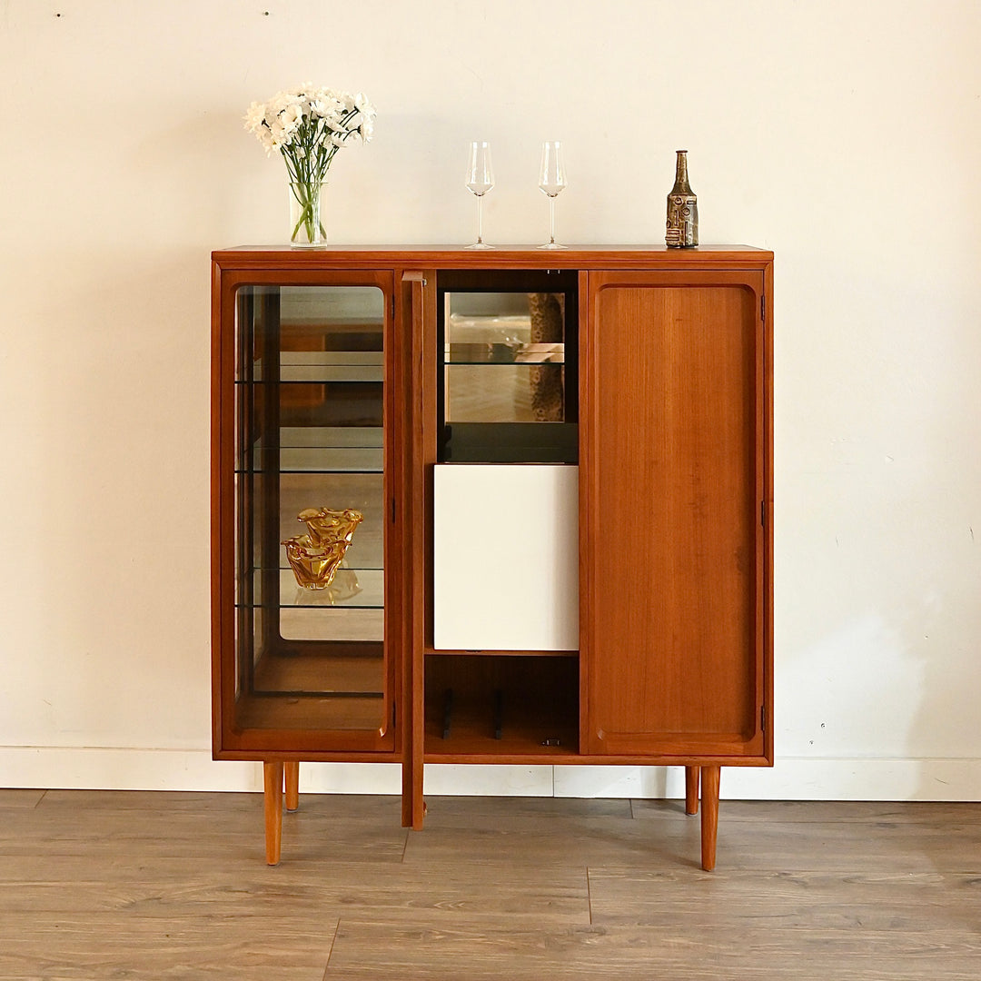 Mid Century Teak Sideboard Credenza Bar Cabinet by Chiswell