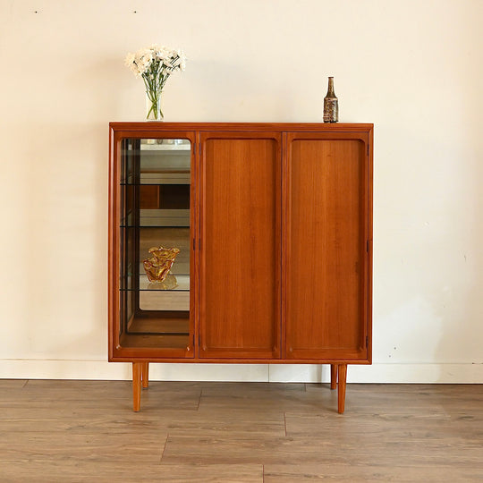 Mid Century Teak Sideboard Credenza Bar Cabinet by Chiswell