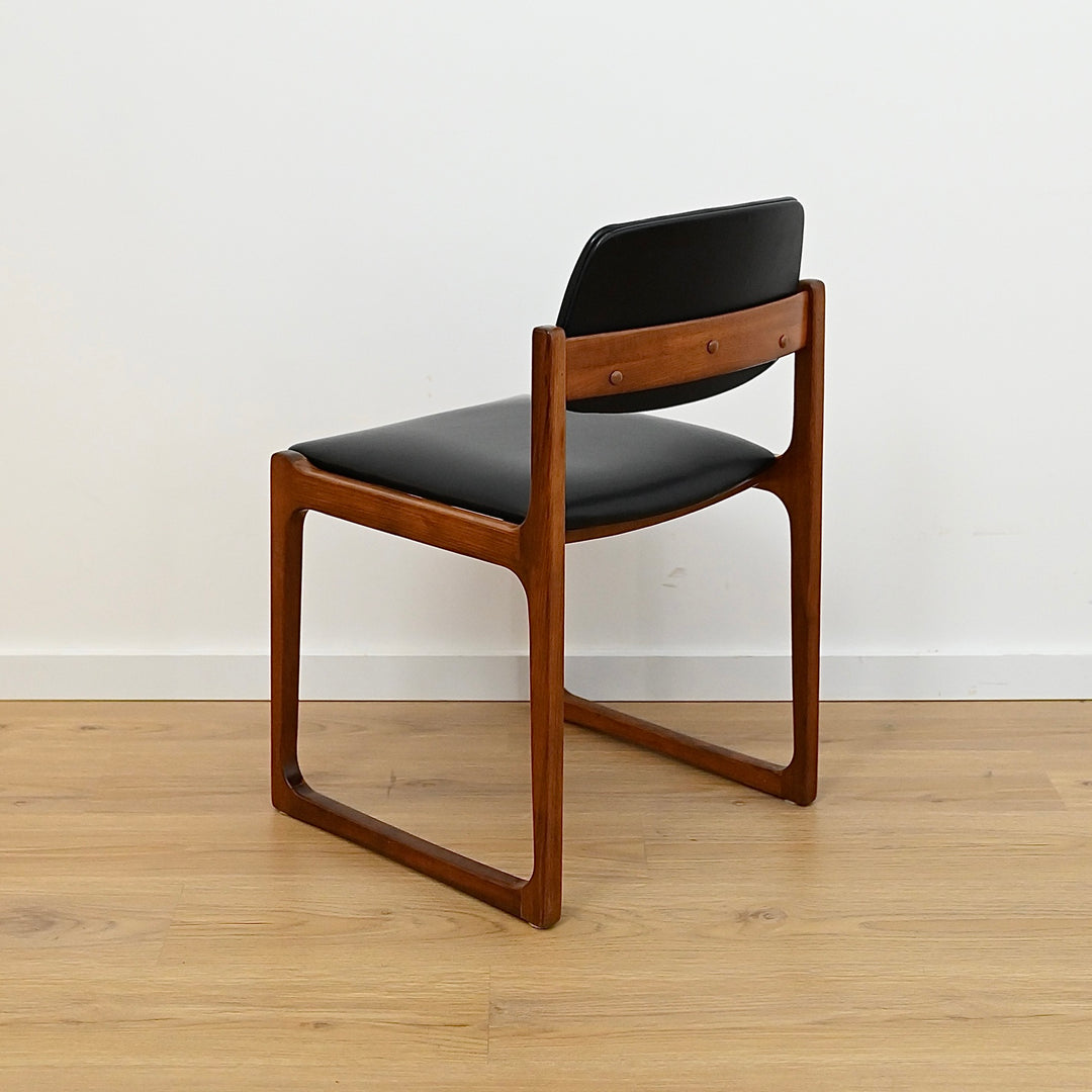 4x Gerald Easden for Module Melbourne Sled Dining Chairs 