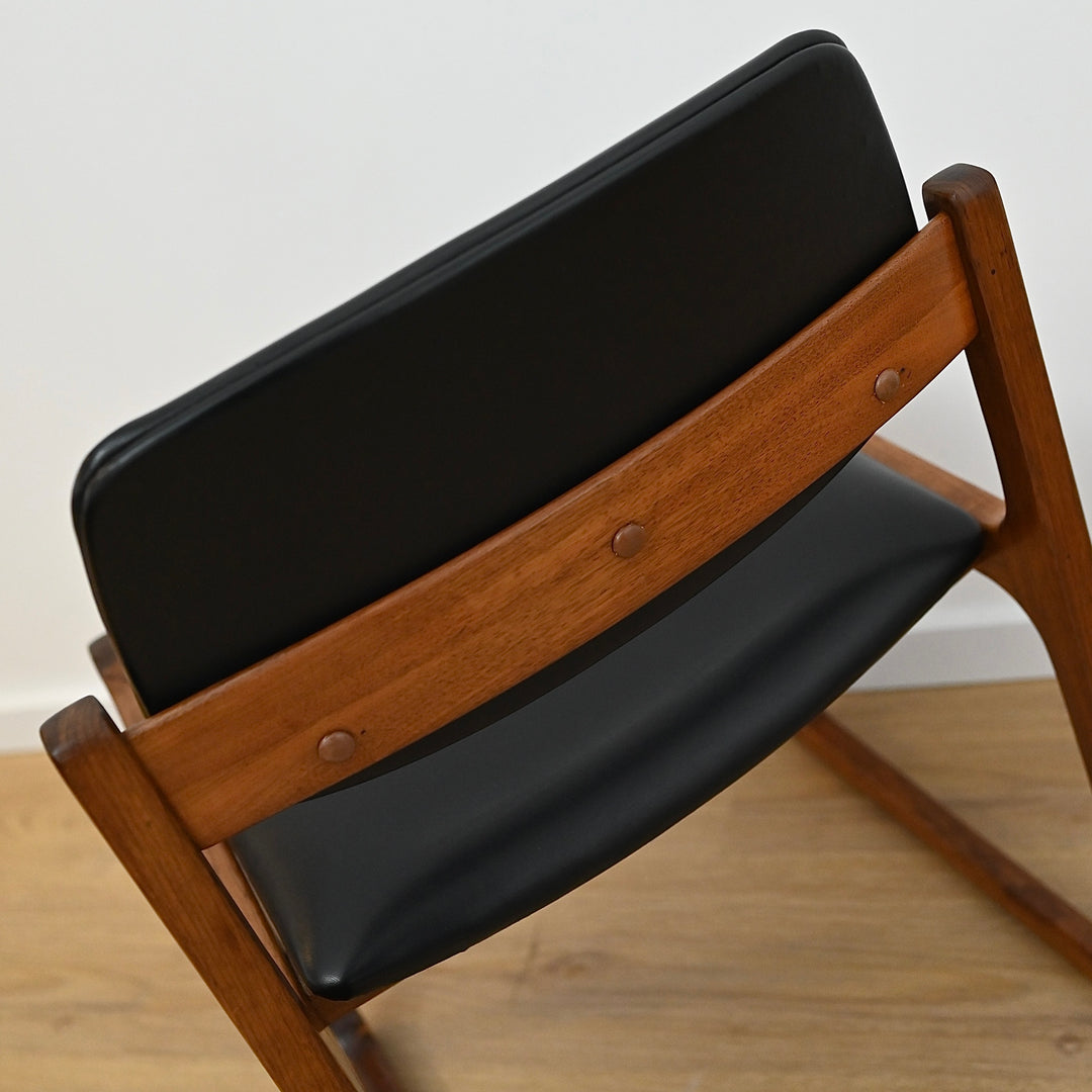 4x Gerald Easden for Module Melbourne Sled Dining Chairs 