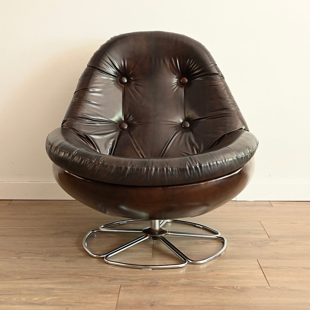 Retro 1970s Swivel Pod Armchair by Namco - multiple available