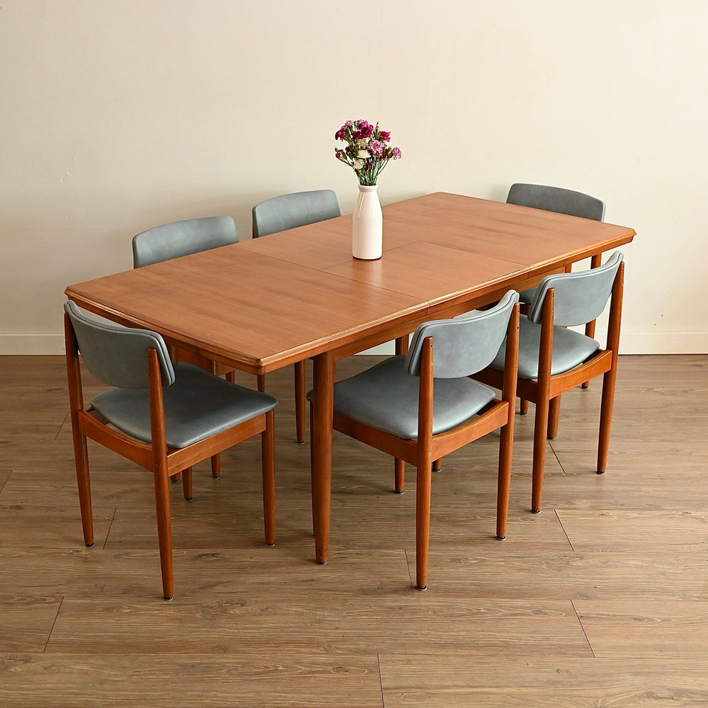 Mid Century Teak Extendable Dining Table by Chiswell