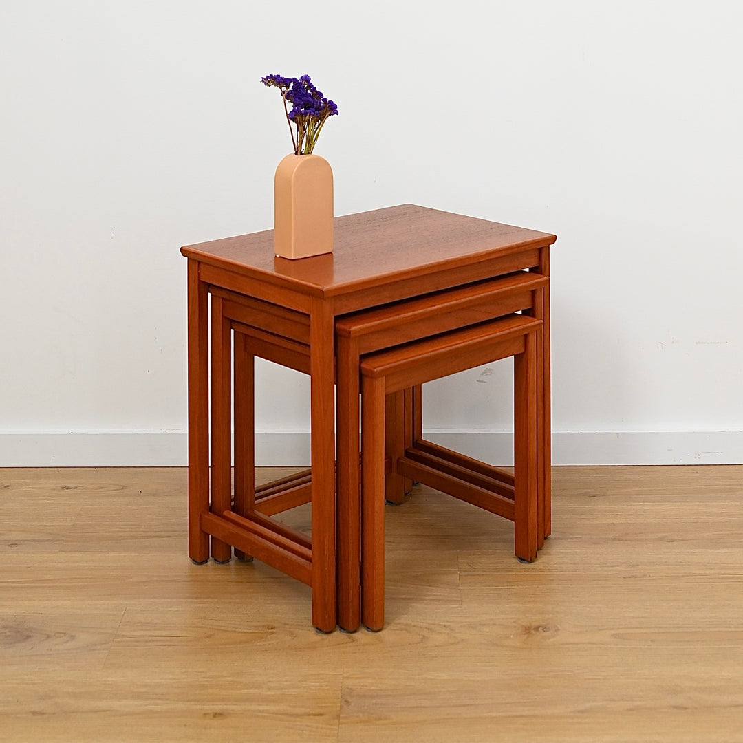 Parker Teak Nesting Table Trio Coffee Side Tables