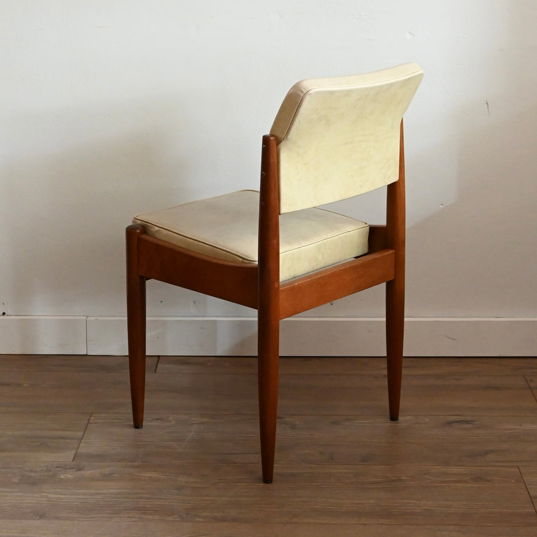 6x Mid Century Cream Vinyl Dining Chairs by Chiswell