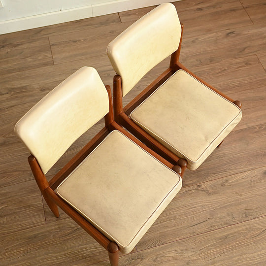 6x Mid Century Cream Vinyl Dining Chairs by Chiswell