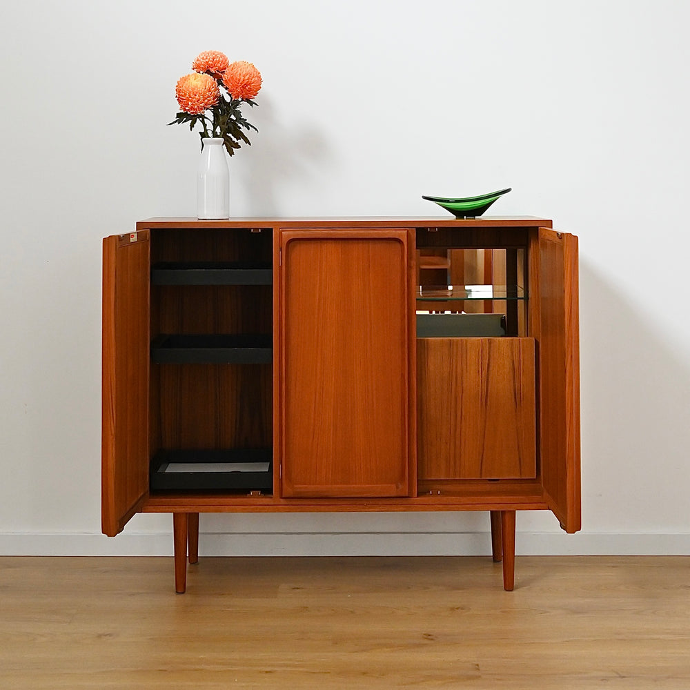 Mid Century Teak Sideboard Credenza Bar Cabinet by Chiswell