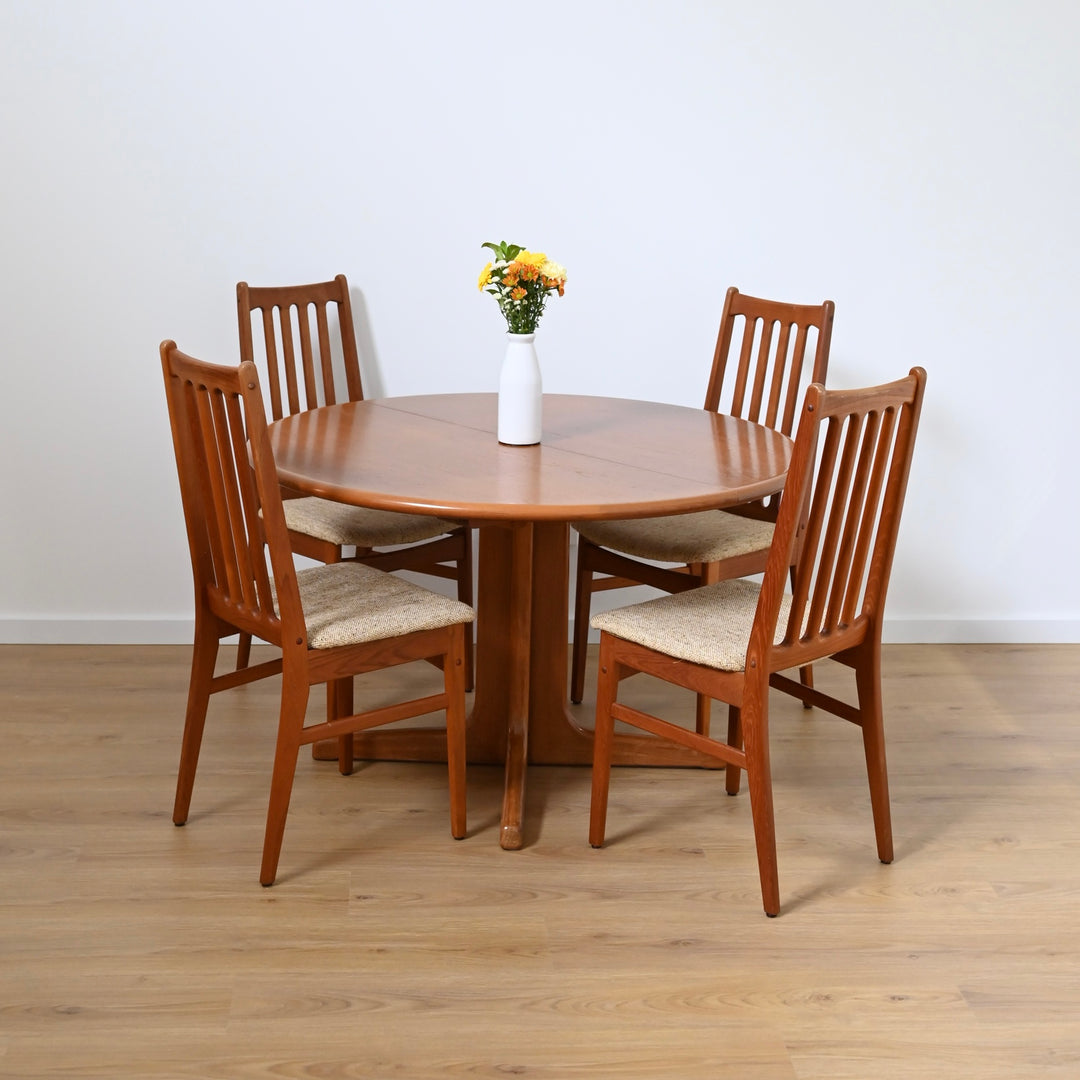 Mid Century Teak Extendable Round Dining Table
