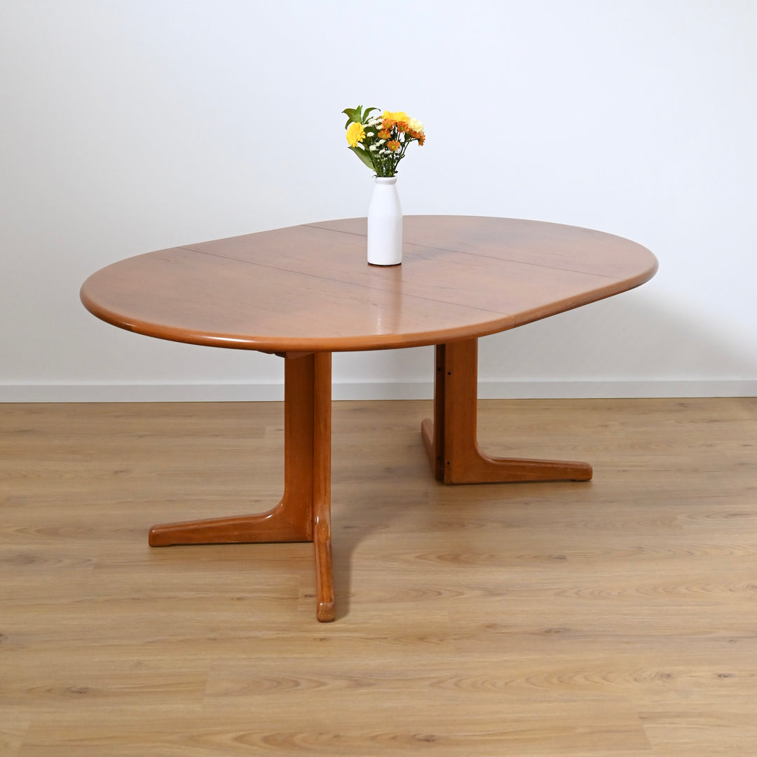 Mid Century Teak Extendable Round Dining Table