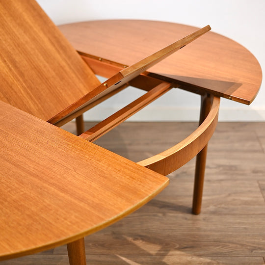 Mid Century Teak Extendable Round Dining Table by McIntosh (UK)