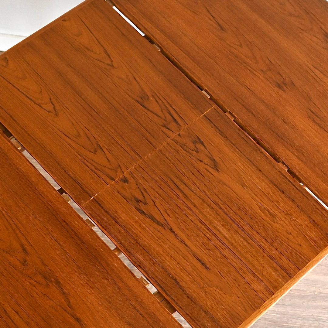 Parker Mid Century Teak Round Extendable Dining Table