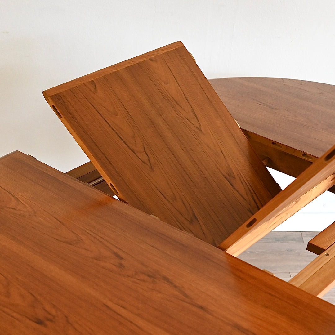 Parker Mid Century Teak Round Extendable Dining Table