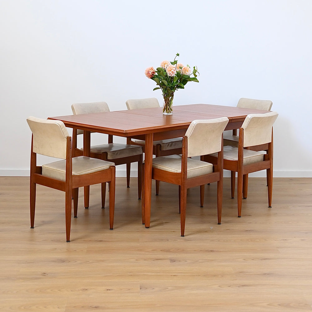 6x Mid Century Cream Vinyl Dining Chairs by Chiswell
