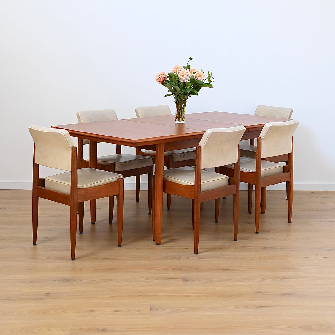 6x Mid Century Cream Vinyl Dining Chairs by Chiswell