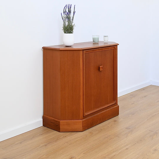 Parker Teak Mid Century Sideboard Console Hallway Cabinet