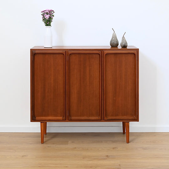 Mid Century Teak Sideboard Credenza Bar Cabinet by Chiswell
