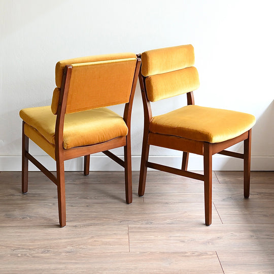Mid Century Walnut Dining Setting - Table and Chairs
