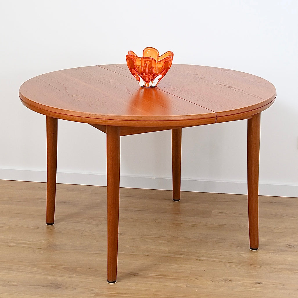 Mid Century Teak Round Extendable Dining Table by Chiswell