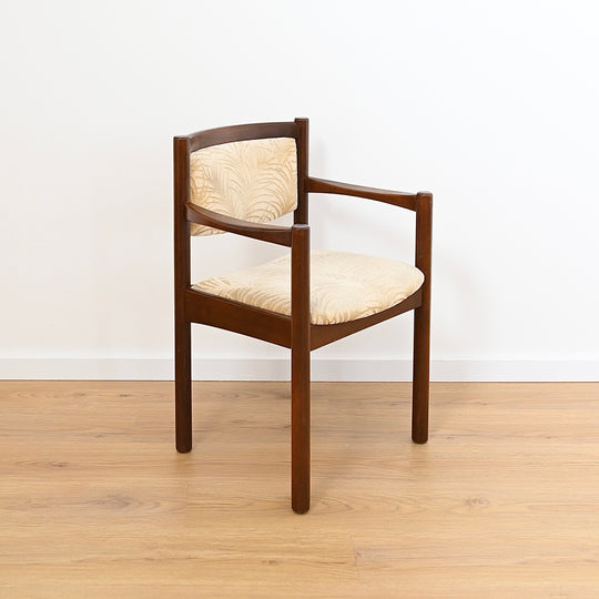 Mid Century Dining Setting Chairs and Extendable Dining Table by Chiswell