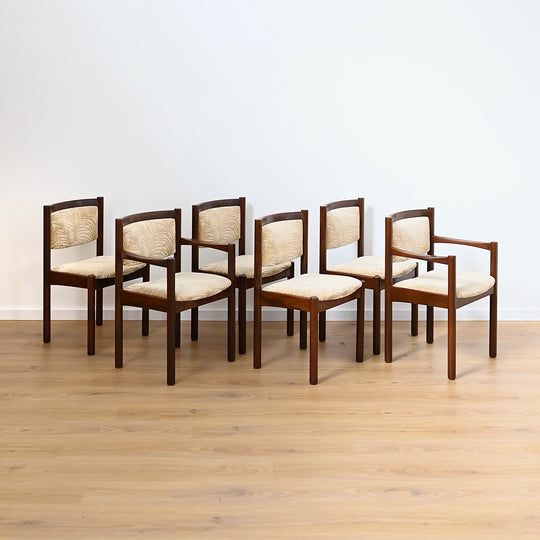 Mid Century Dining Setting Chairs and Extendable Dining Table by Chiswell