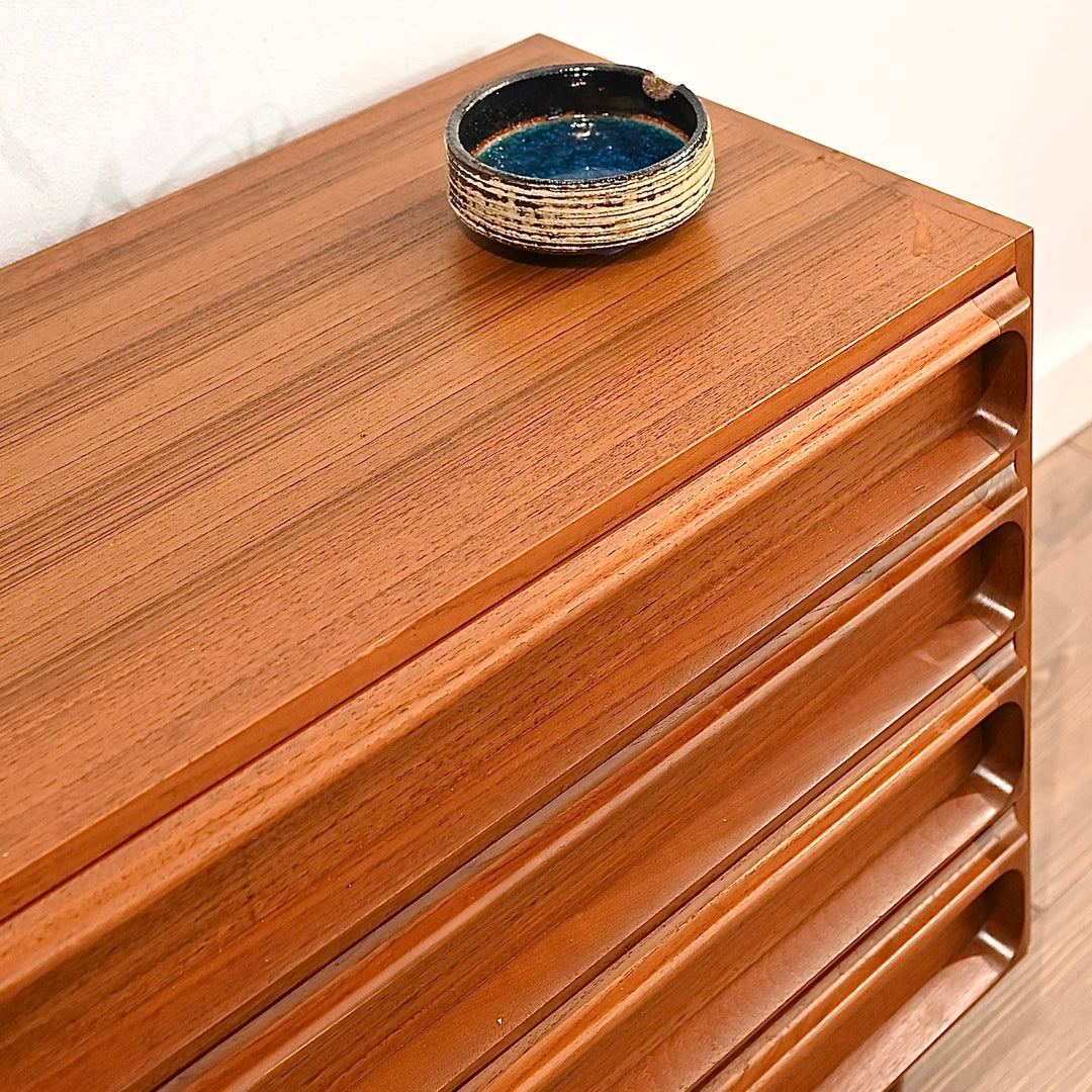 Mid Century Teak Sideboard Dresser Drawers Buffet Cabinet by Chiswell