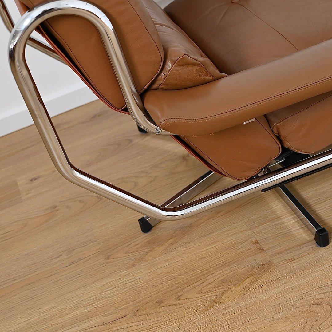 1970s Sling Back Leather and Chrome Lounge suite by John Bertil Häggström