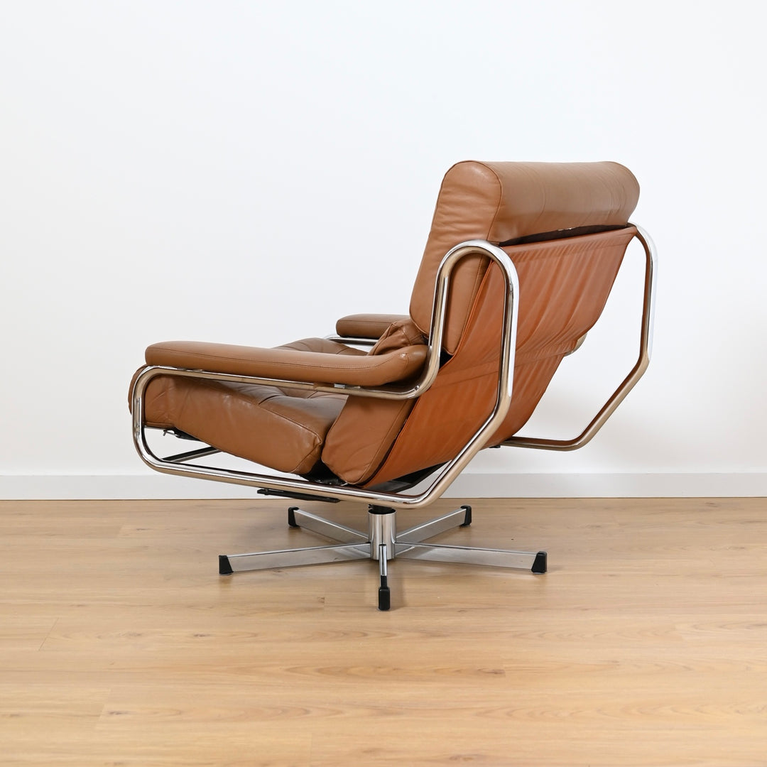 1970s Sling Back Leather and Chrome Lounge suite by John Bertil Häggström