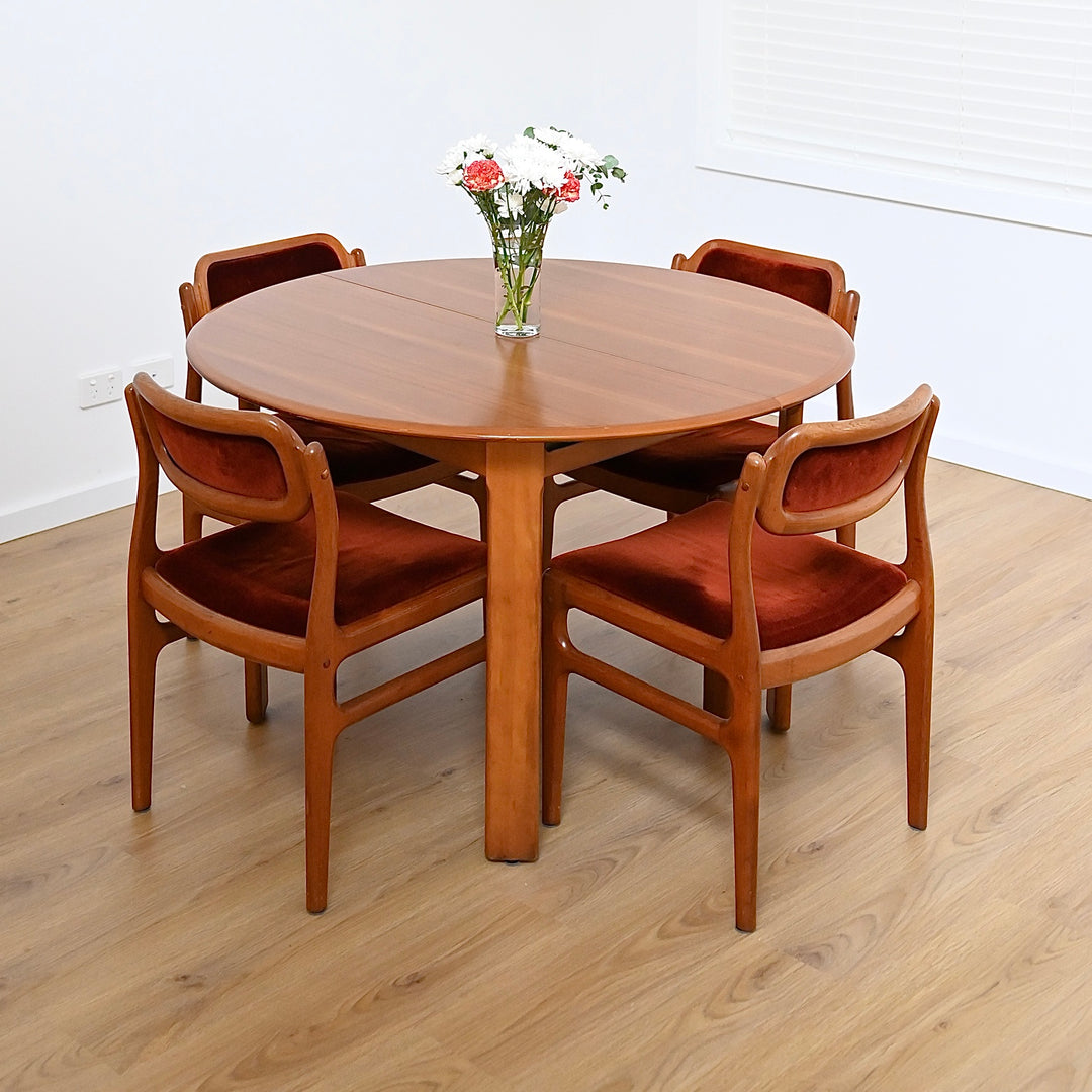 6x Johannes Andersen Teak and Terracotta Dining Chairs