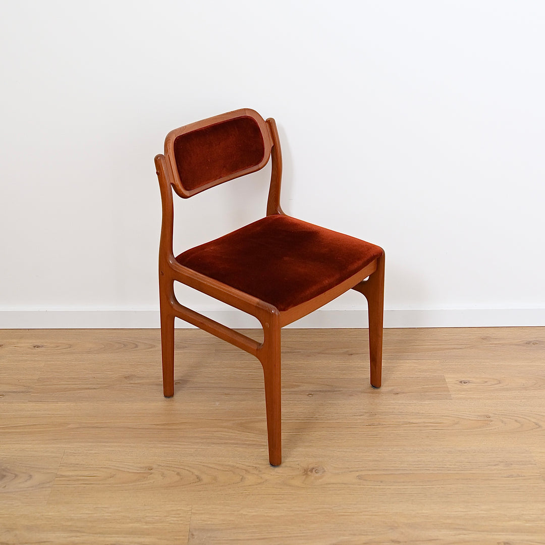 6x Johannes Andersen Teak and Terracotta Dining Chairs