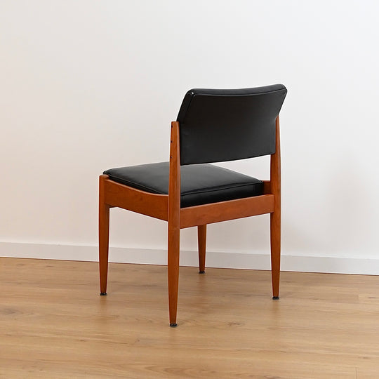 8x Mid Century Teak Black Vinyl Dining Chairs by Chiswell