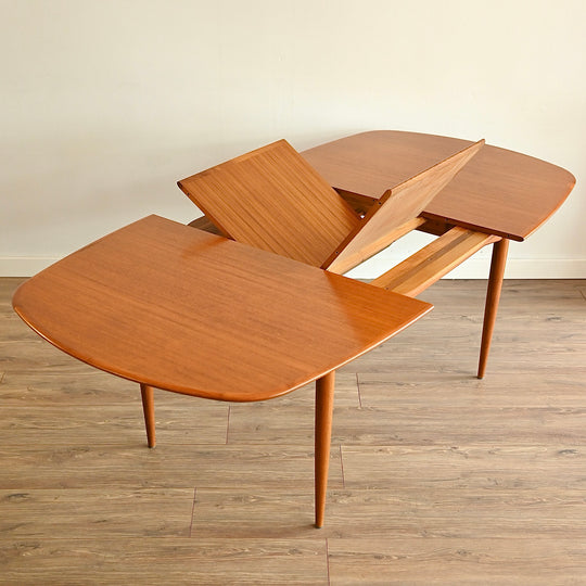 Mid Century Elliptical Extension Dining Table by Parker Furniture