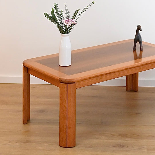 Mid Century Retro Two Tone Coffee Table possibly by Parker