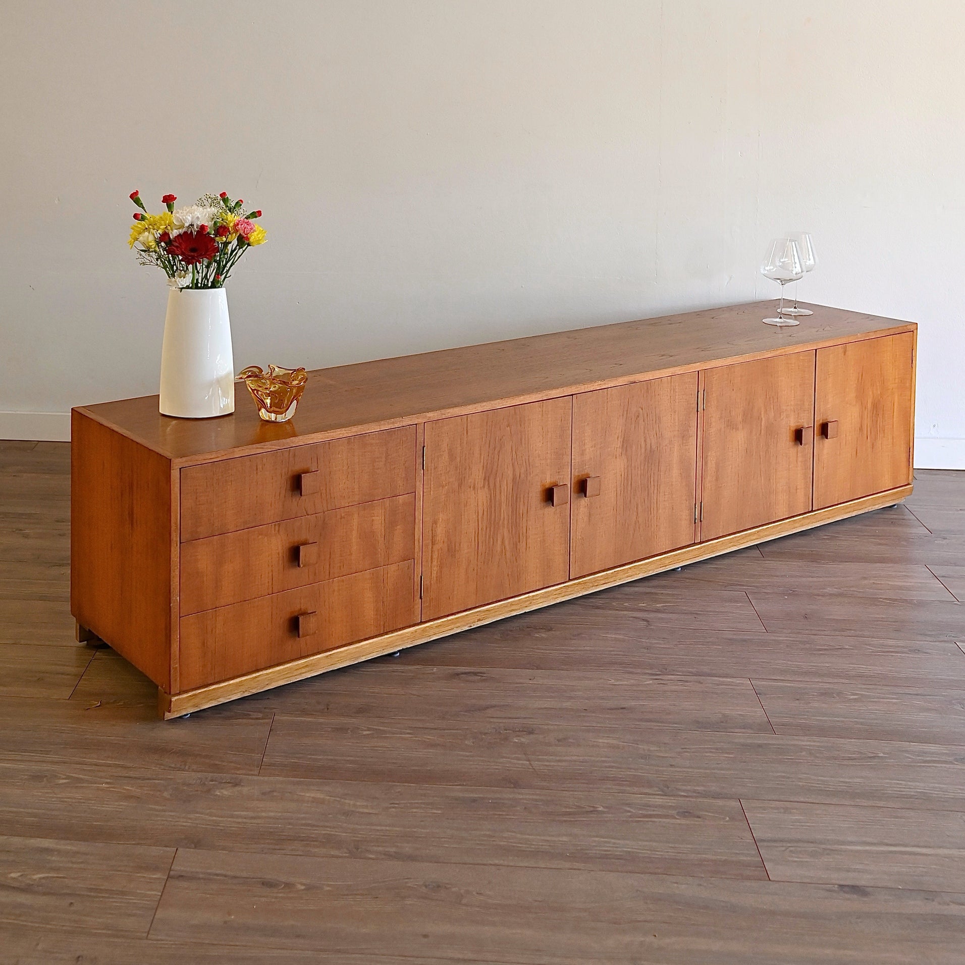 Mid Century Teak Sideboard LP TV Entertainment Unit
