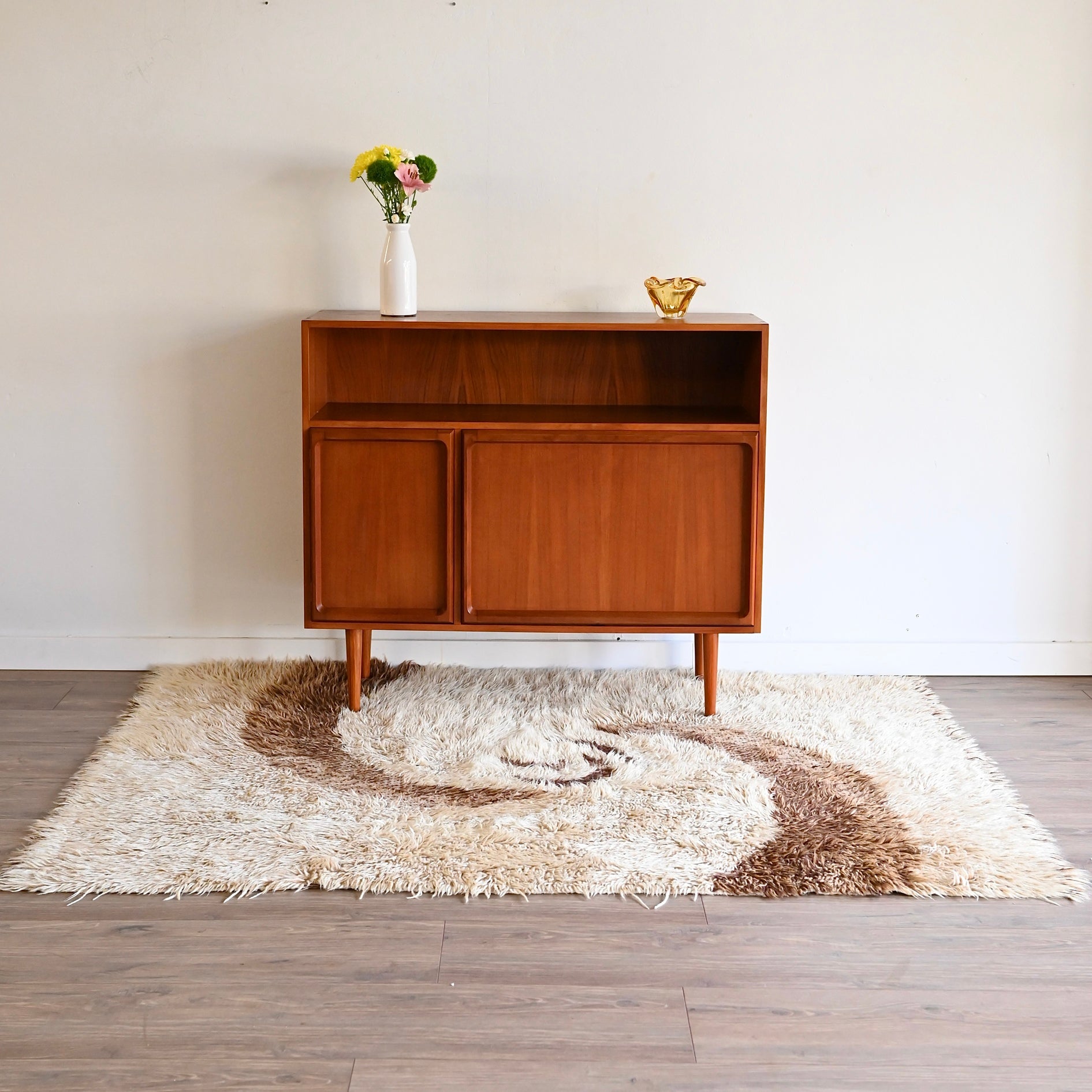 Mid Century Retro Flotaki Shag Rug